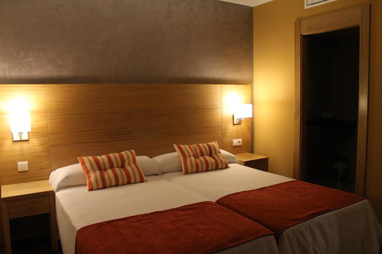 Hotel Carmen La Cala De Mijas Esterno foto