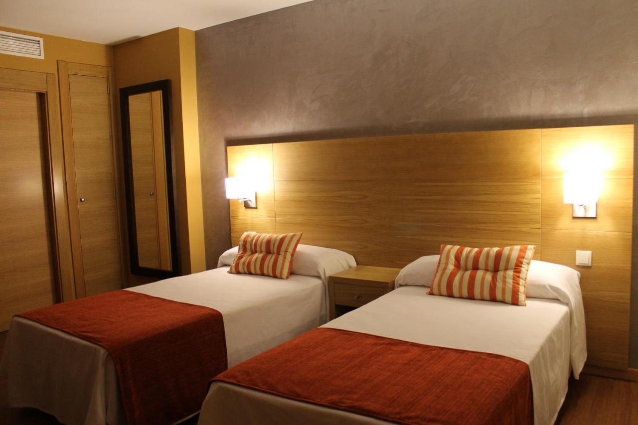 Hotel Carmen La Cala De Mijas Esterno foto